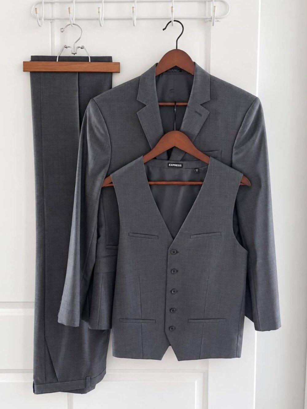 Express Dark Gray Photographer Fitted 3-Piece Suit, 38R